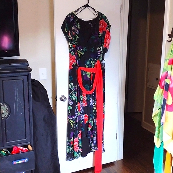 INC International Concepts Dresses & Skirts - INC floral ruffle high and low maxi dress size 24W nwt